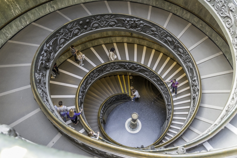 Escalier musées du Vatican_1